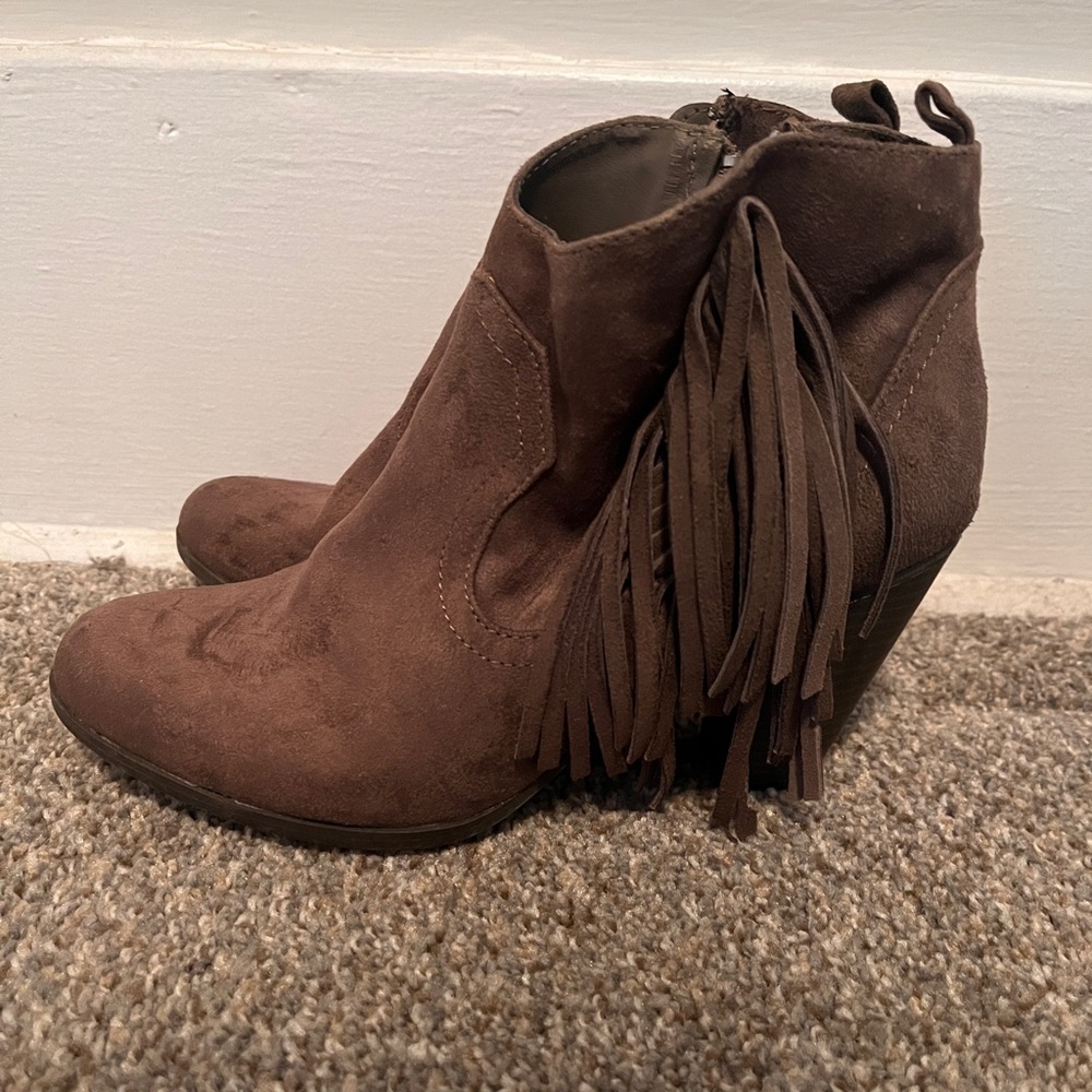 Suede Taupe Fringe Ankle Booties Size 9